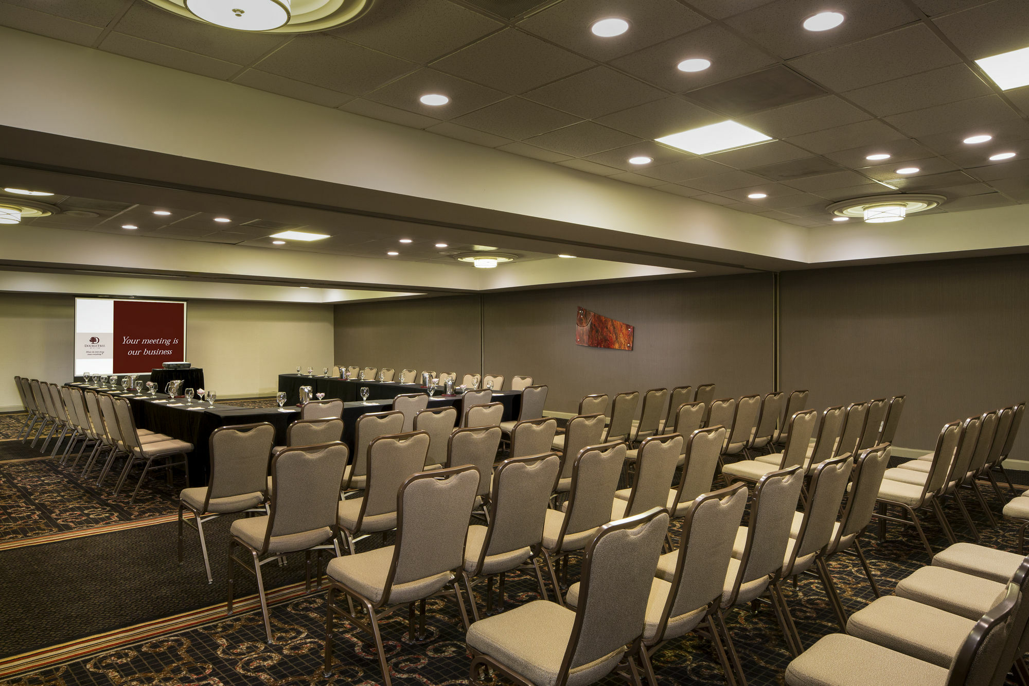 Doubletree By Hilton Hotel Raleigh - Brownstone - University Екстериор снимка