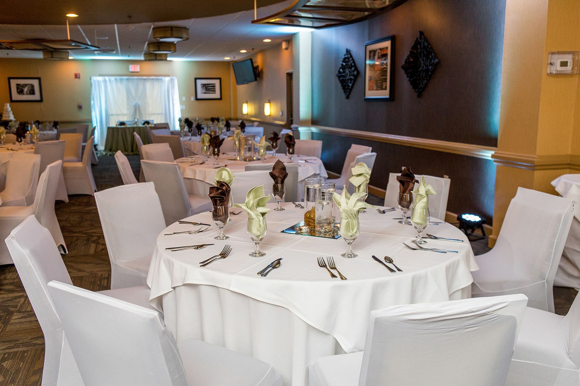 Doubletree By Hilton Hotel Raleigh - Brownstone - University Екстериор снимка